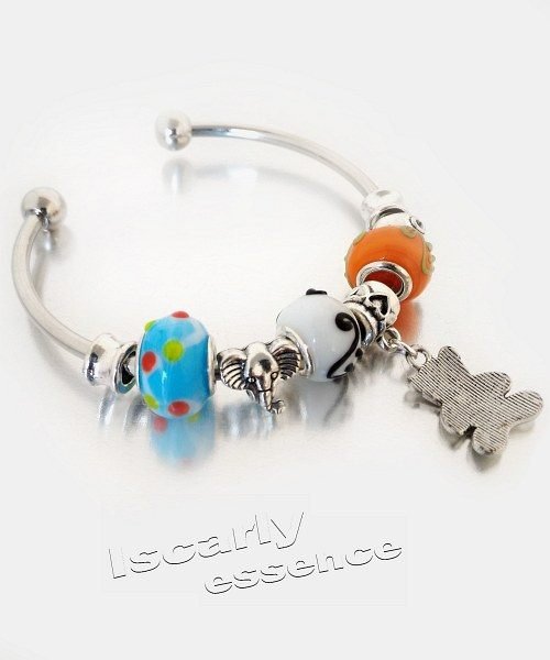 Pulsera con abalorios