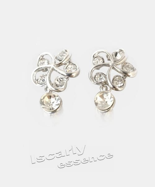 Pendientes con cristales.
