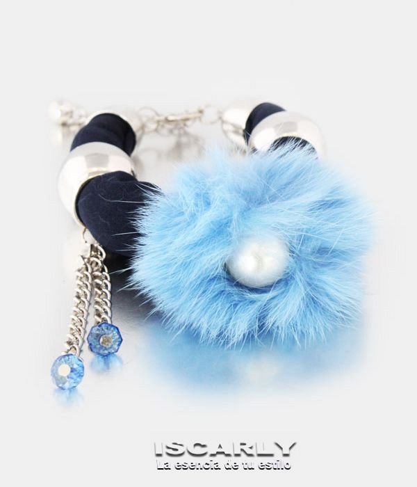 Pulsera vison pom pom Iscarly
