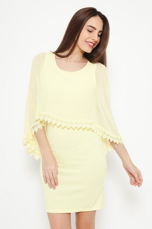 Vestido capa bordado crochet