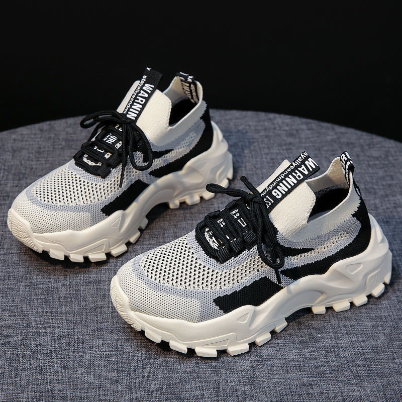 (imagen de) Zapatilla deportiva chunky de punto con suela track