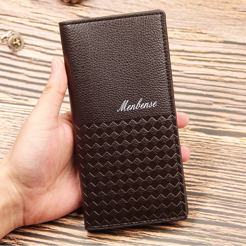 (imagen de) Billetera de hombre vertical con detalle trenzado en polipiel