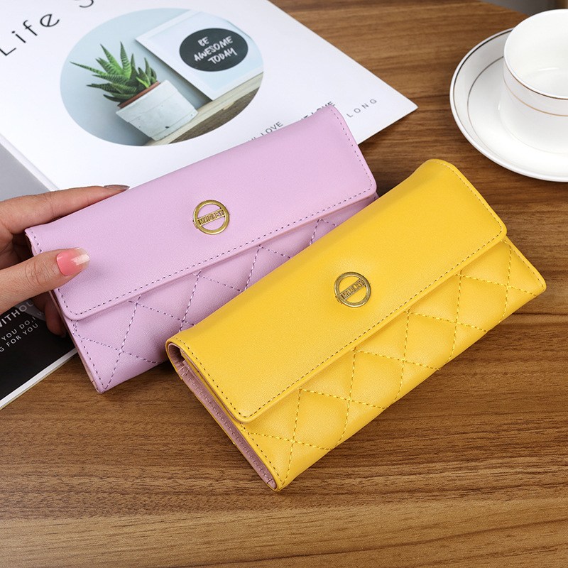 (imagen de) Cartera larga con panel acolchado y broche metálico