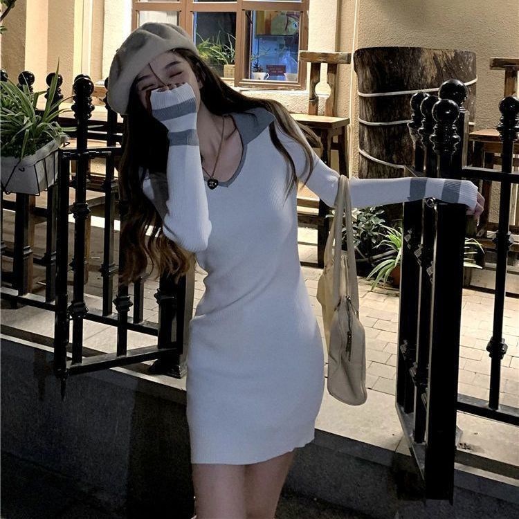 (imagen de) Vestido de punto manga larga con cuello en V y contraste