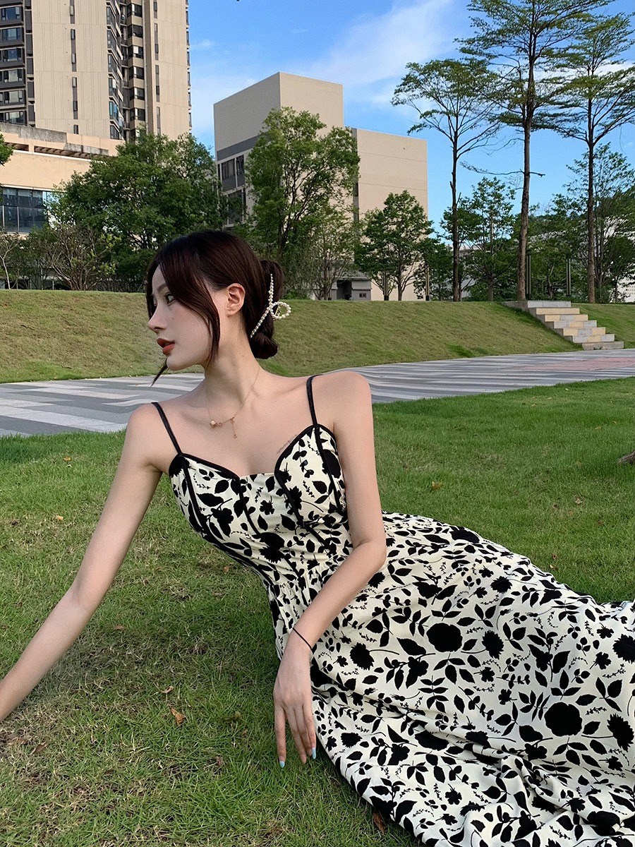 (image for) Fitted Spaghetti‑Strap Floral Midi Summer Dress