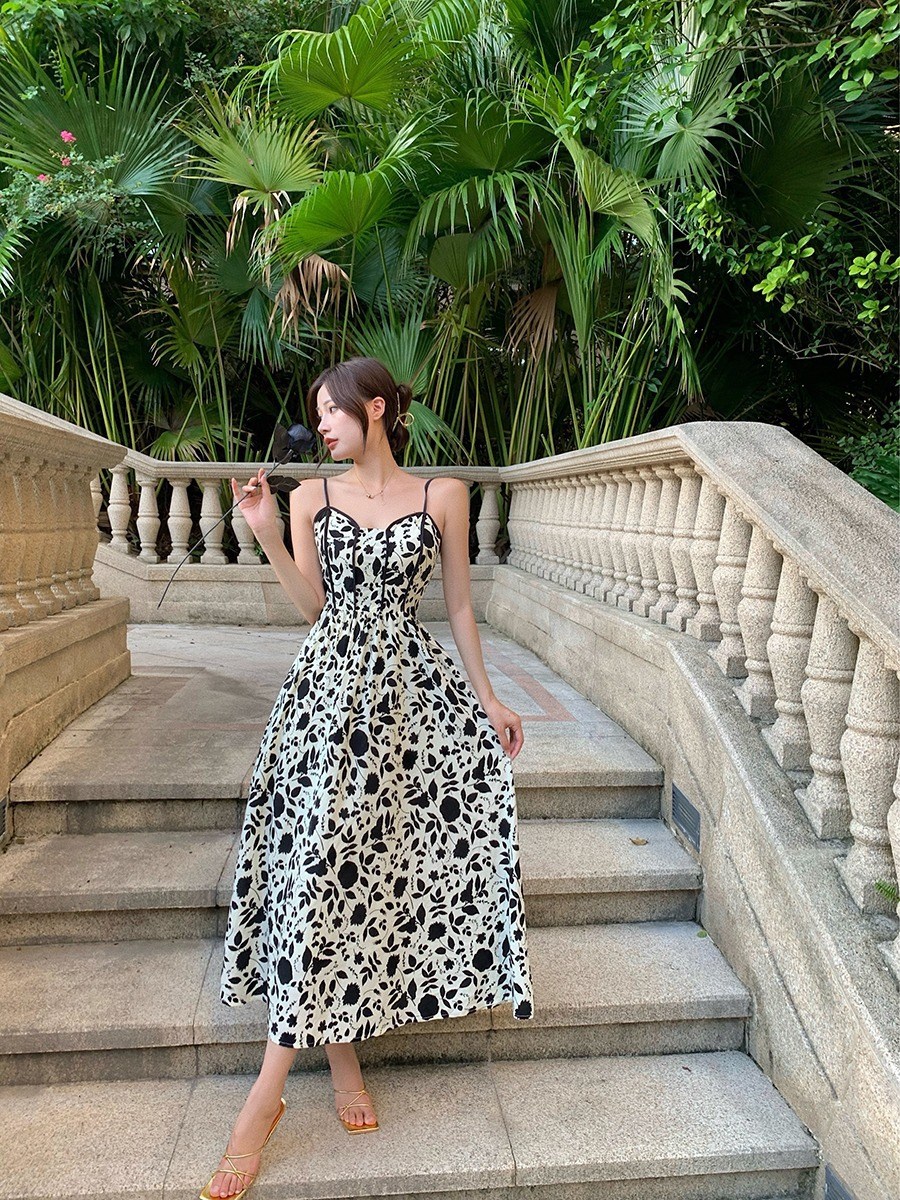 (image for) Fitted Spaghetti‑Strap Floral Midi Summer Dress