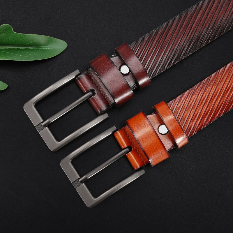 (image for) Textured belt with matte metal buckle