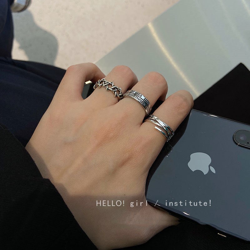 (imagen de) Set de anillos ajustables trenzado y grabado plateado