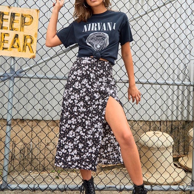 Falda midi con abertura lateral y estampado floral (imagen de) Falda midi con abertura lateral y estampado floral