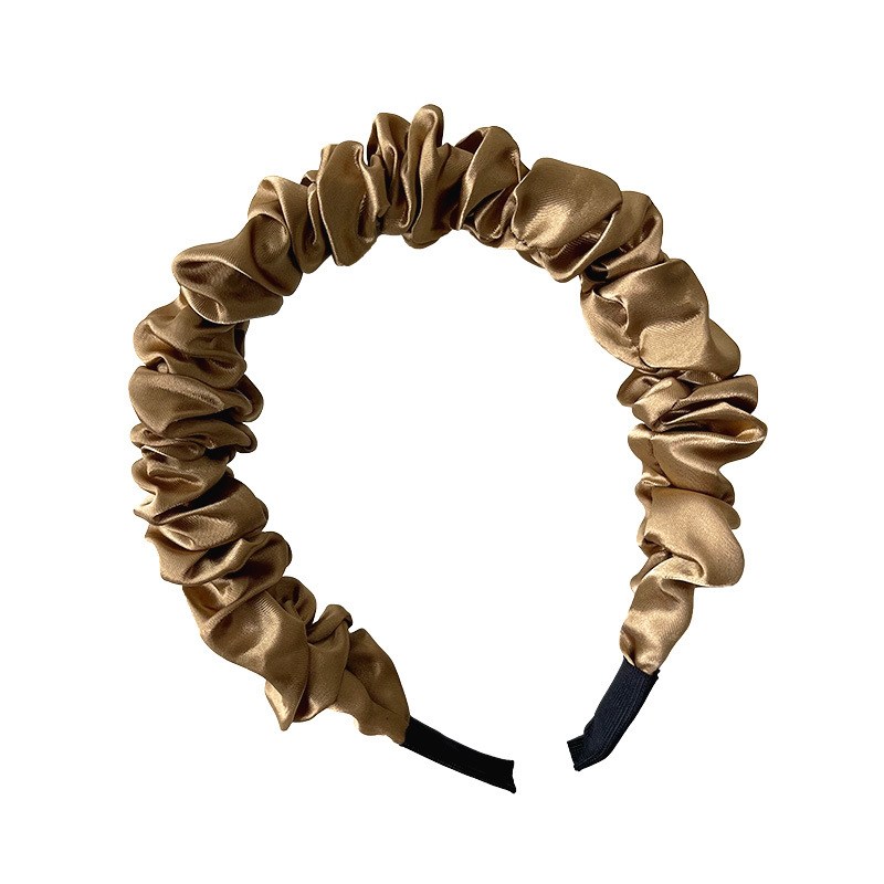 (imagen de) Diadema acolchada fruncida con acabado satinado