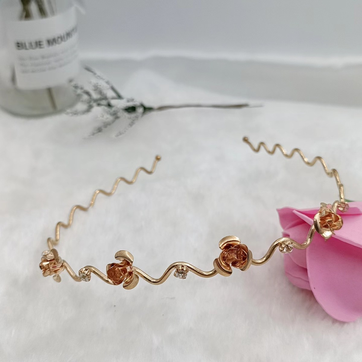 (image for) Wavy metal headband with decorative metal accents