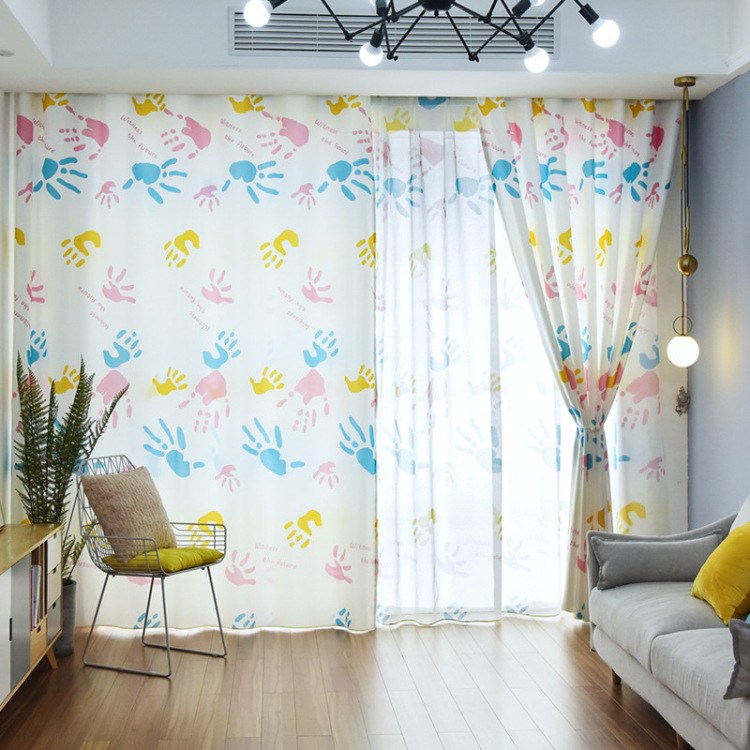 (image for) Handprint-pattern curtain with sheer panel