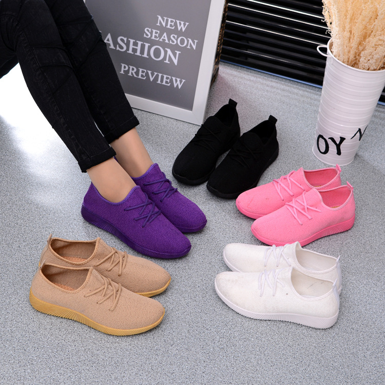 (image for) Lightweight Knit Low-Top Sneaker with Textured Sole