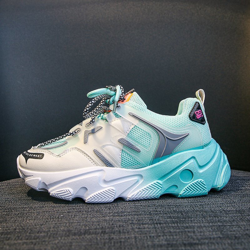 Zapatilla chunky con empeine mesh y suela escalonada (imagen de) Zapatilla chunky con empeine mesh y suela escalonada