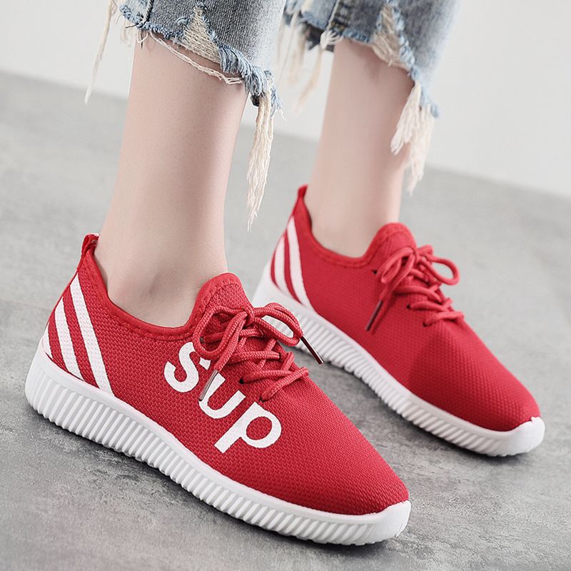 (imagen de) Zapatilla baja con logo SUP y suela estriada