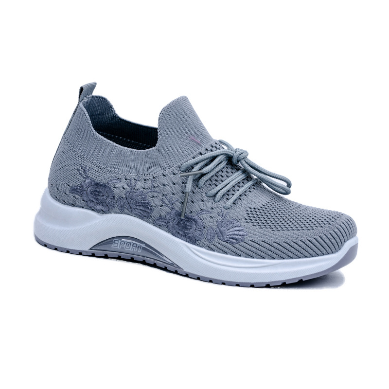 (imagen de) Zapatilla deportiva knit con bordado floral y suela plataforma