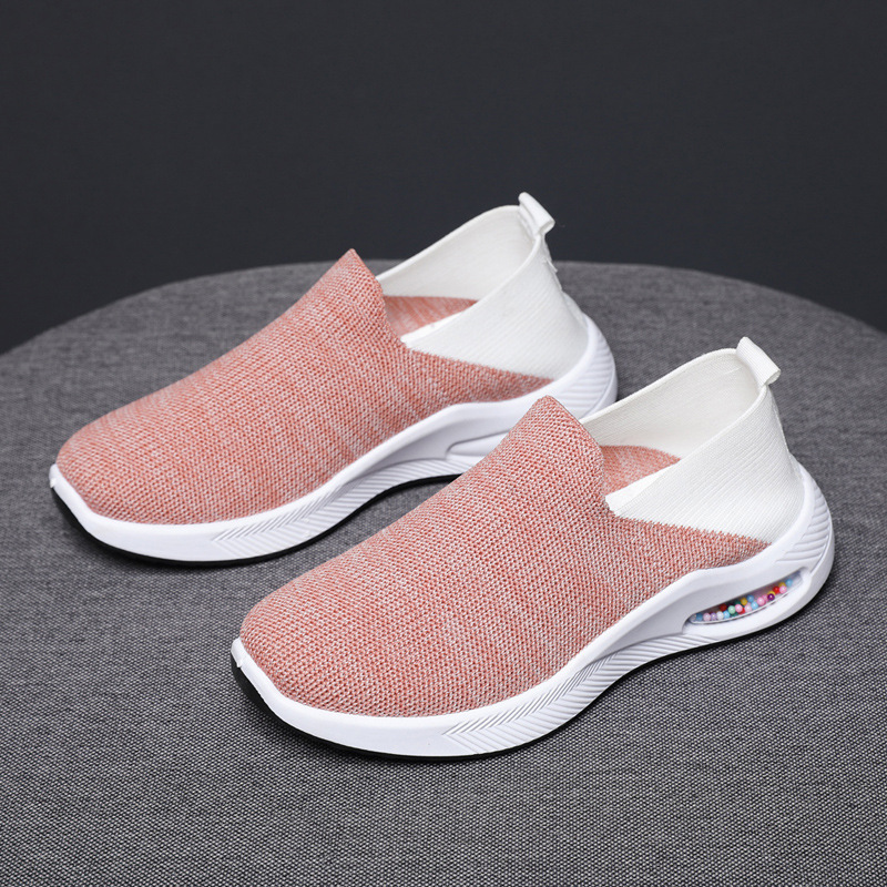 (imagen de) Zapatilla slip‑on de tejido con suela deportiva y detalle translúcido