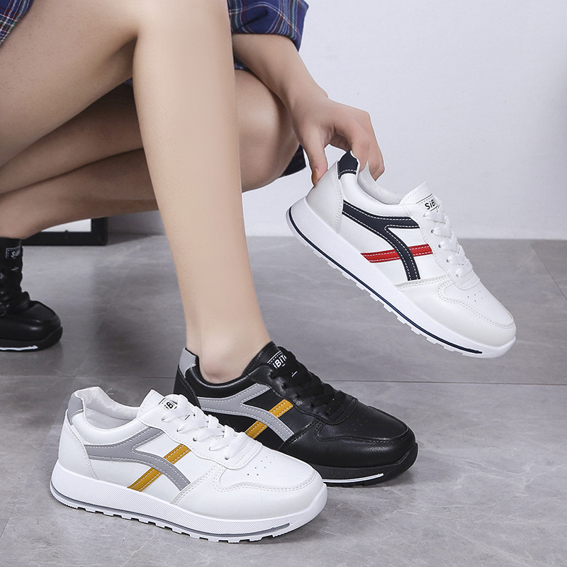 (image for) Low-top casual sneakers with side stripe
