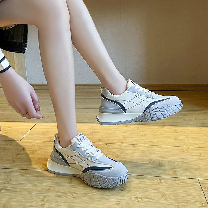 Zapatilla deportiva low-top con suela g…