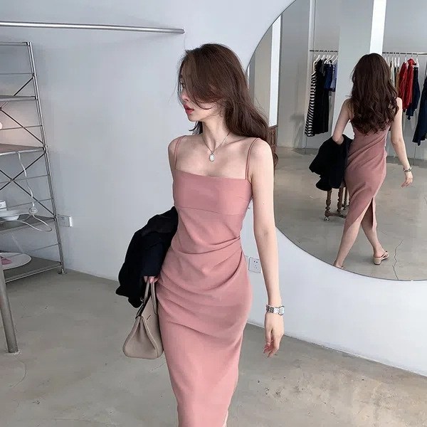 (imagen de) Vestido midi ceñido con tirantes finos