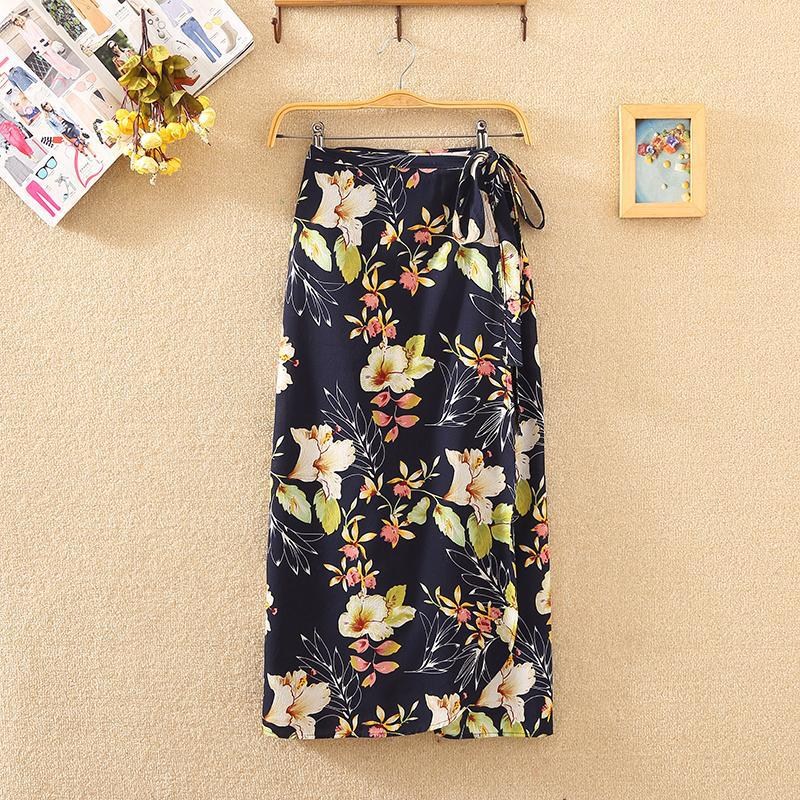 (image for) Long wrap skirt with side tie and oversized floral print