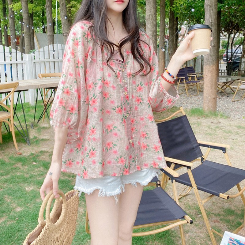 Blusa holgada floral con botones y manga farol (imagen de) Blusa holgada floral con botones y manga farol