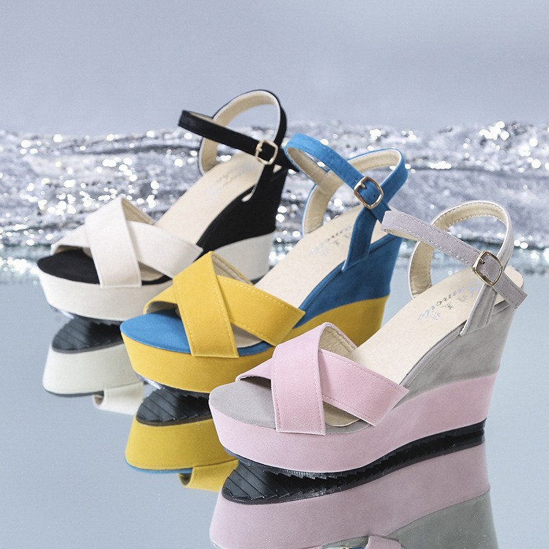(image for) Light wedge sandal with crossover straps for everyday comfort
