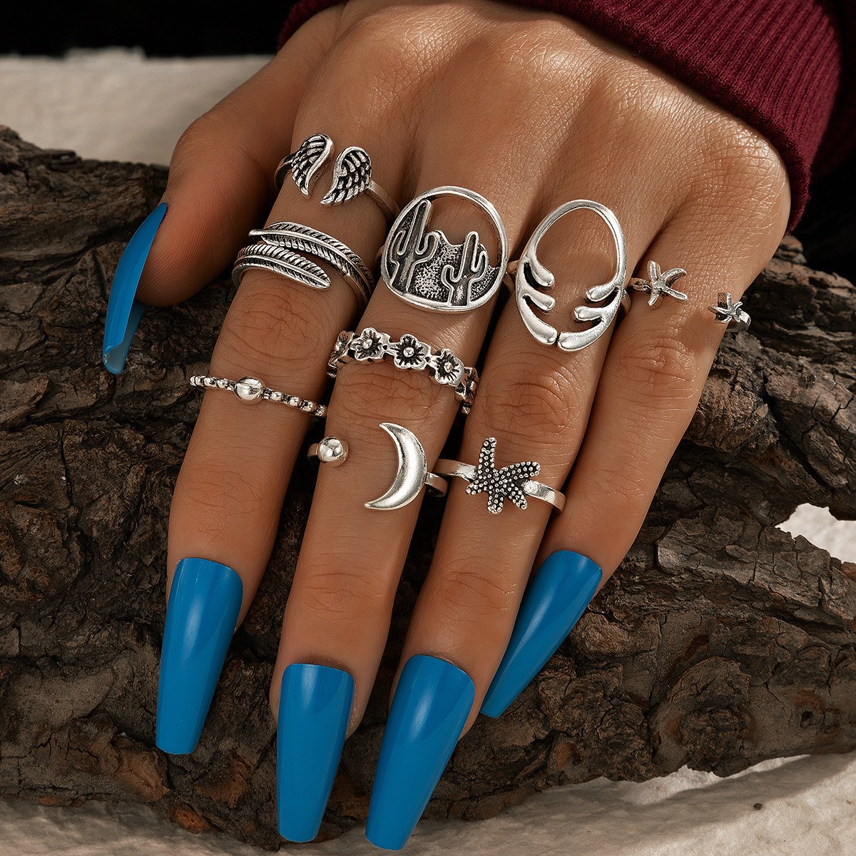 Set de anillos boho con cactus y luna en tono plateado (imagen de) Set de anillos boho con cactus y luna en tono plateado