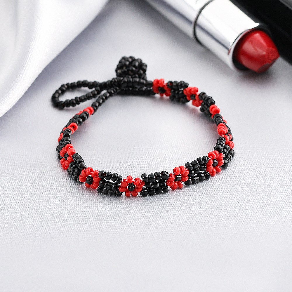 Multicolor beaded bracelet with loop closure (image for) Multicolor beaded bracelet with loop closure