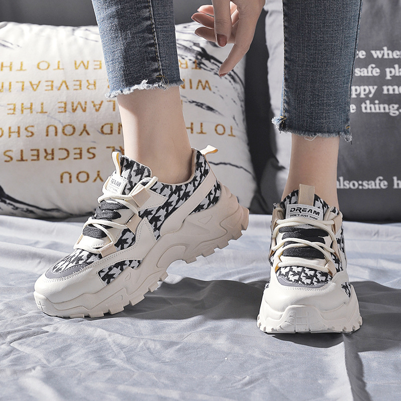 (image for) Chunky sneaker with houndstooth pattern and thick sole