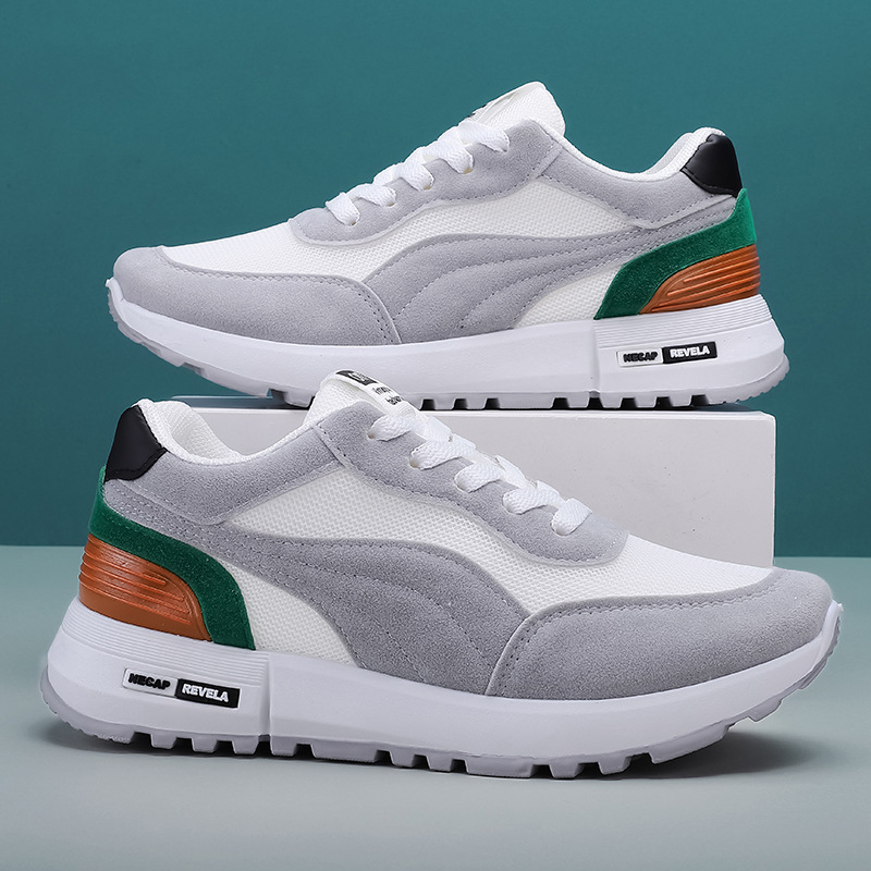(imagen de) Zapatilla deportiva low-top con suela track y acabado mixto