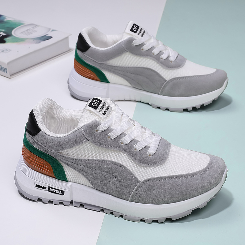 Zapatilla deportiva low-top con suela track y acabado mixto (imagen de) Zapatilla deportiva low-top con suela track y acabado mixto