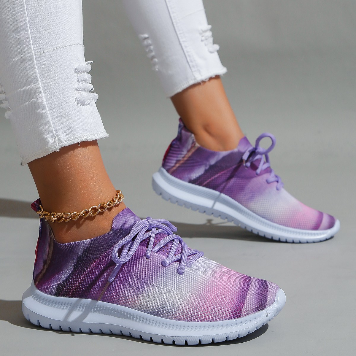 Zapatilla deportiva tipo calcetín con c…