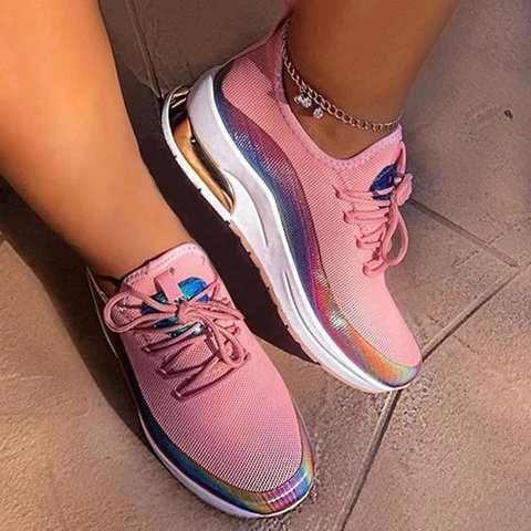 (imagen de) Zapatilla deportiva con plataforma y detalle irisado