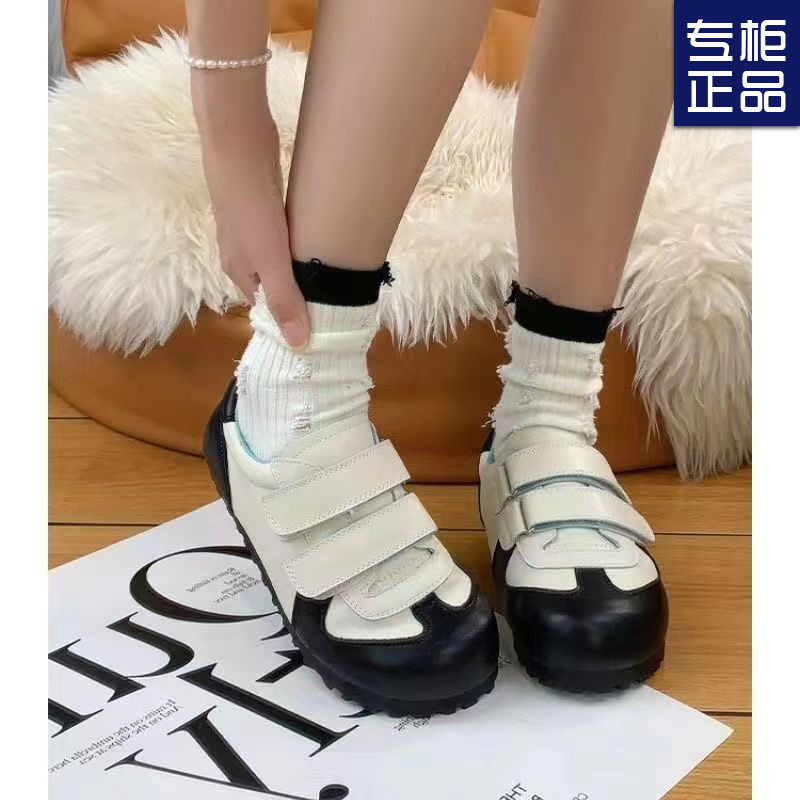 (image for) Casual sneaker with triple velcro straps and mixed finishes