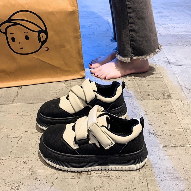 (image for) Casual sneaker with padded double straps and platform sole