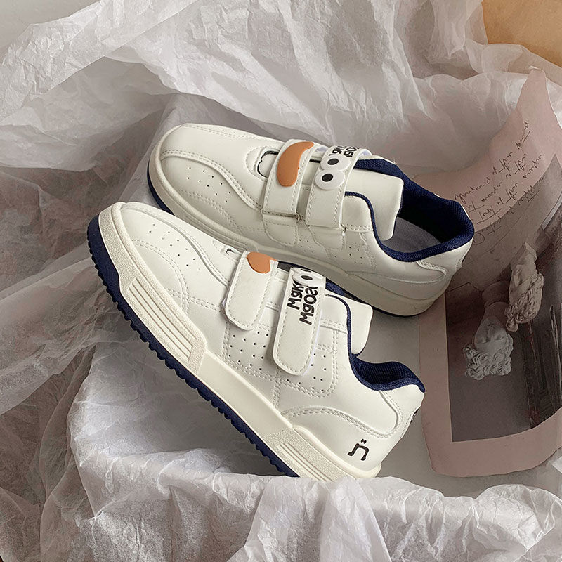 (image for) Low-top double-strap sneakers with smooth finish