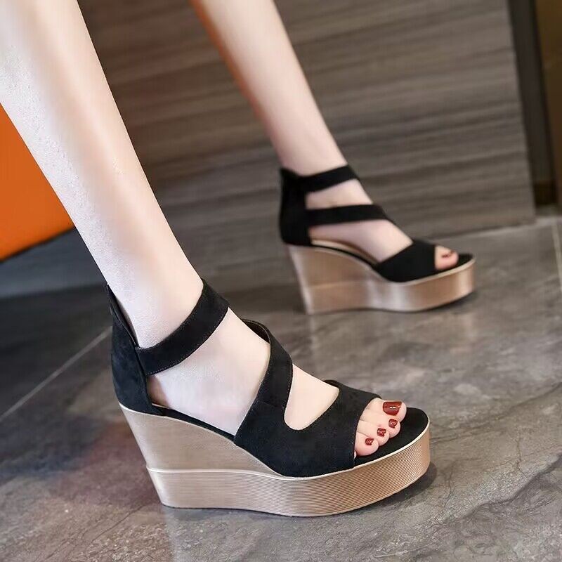 (image for) Back-zip crisscross wedge sandal