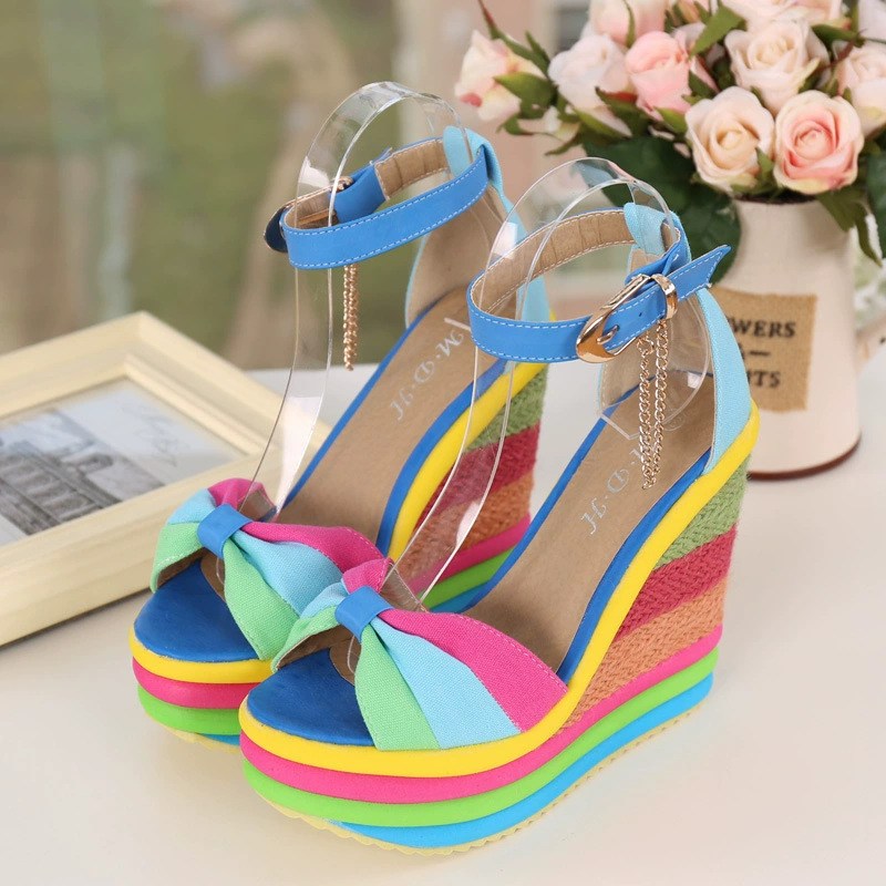 (image for) Vibrant wedge sandal with stacked platform and ankle strap
