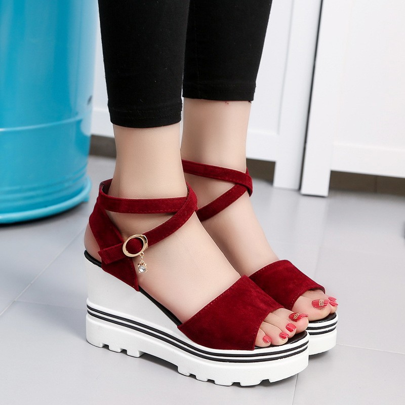 (image for) Urban platform sandal with straps and ankle hold