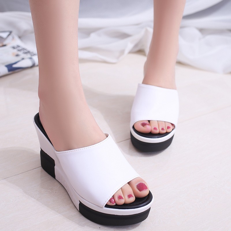 (image for) Slip-on wedge slide with lightweight platform for easy walking