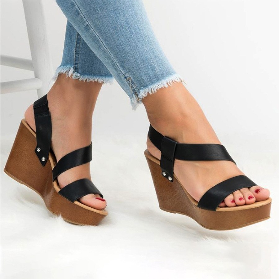 (imagen de) Sandalia de cuña con tiras cruzadas y plataforma efecto madera