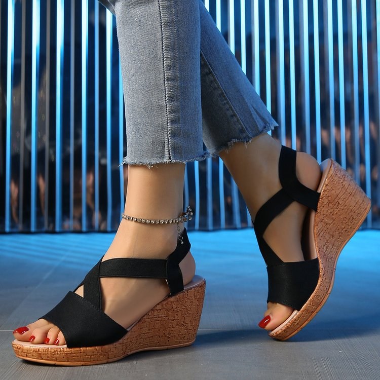 (image for) Cross-strap elastic wedge sandal