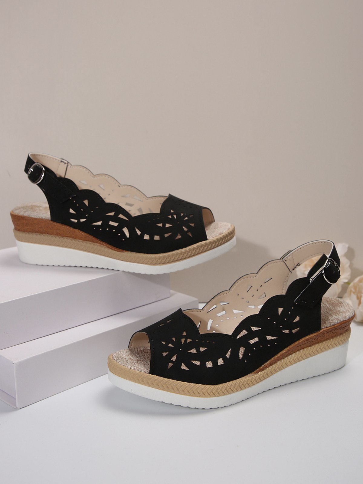 (image for) Cut-out wedge mule with closed toe and lightweight feel