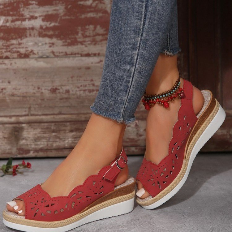 (image for) Cut-out wedge mule with closed toe and lightweight feel