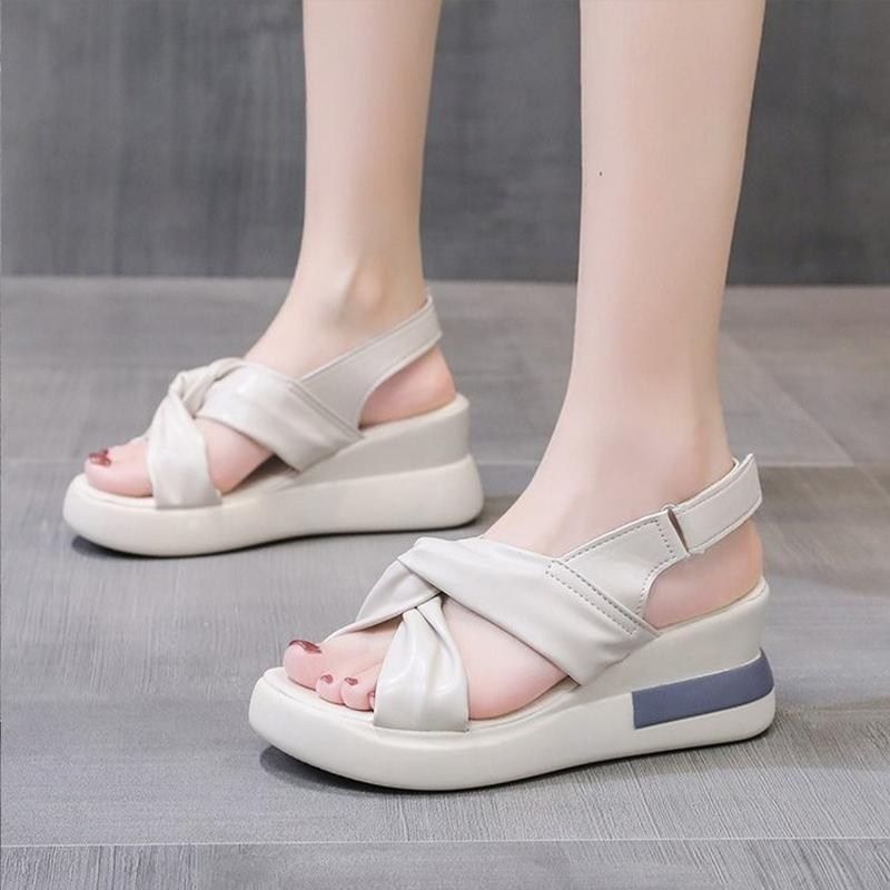 (image for) Urban platform sandal with wide crossover straps