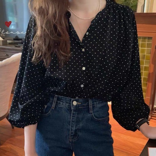 (image for) Polka-dot blouse with relaxed fit and puff sleeves