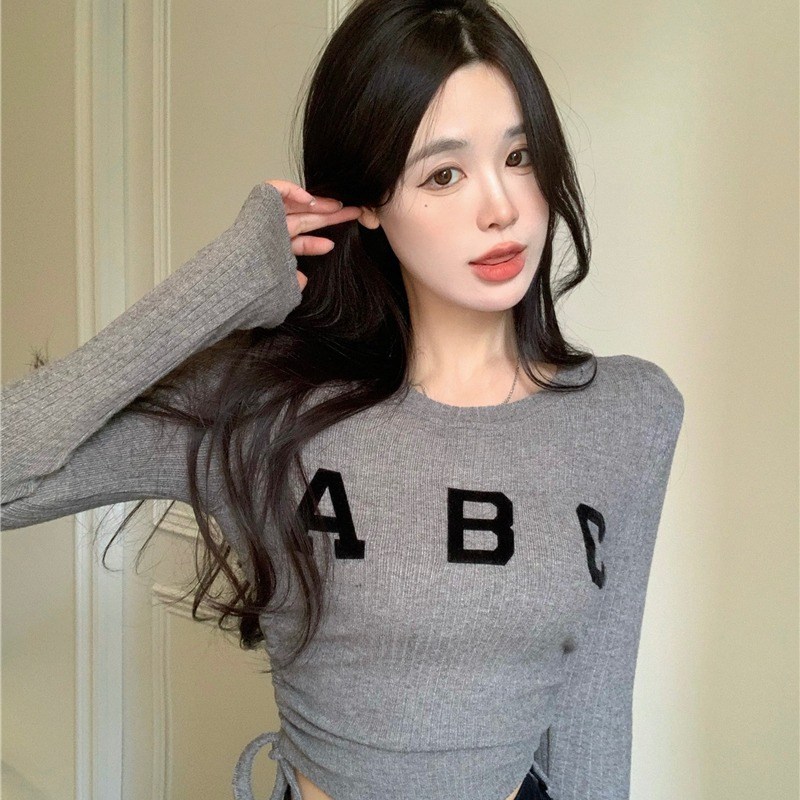 (imagen de) BLUSA DE MANGA LARGA entallada canalé con letras ABC