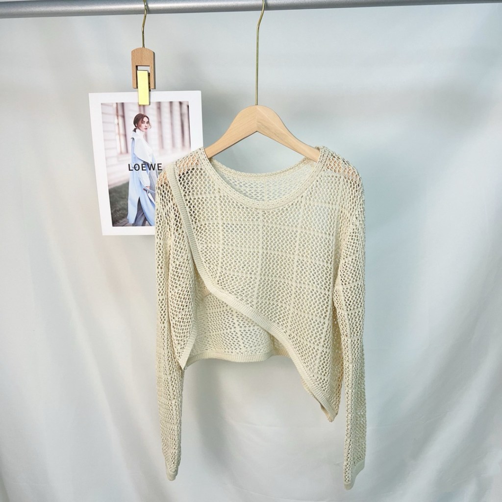 (image for) Cropped open-knit sweater with asymmetric hem
