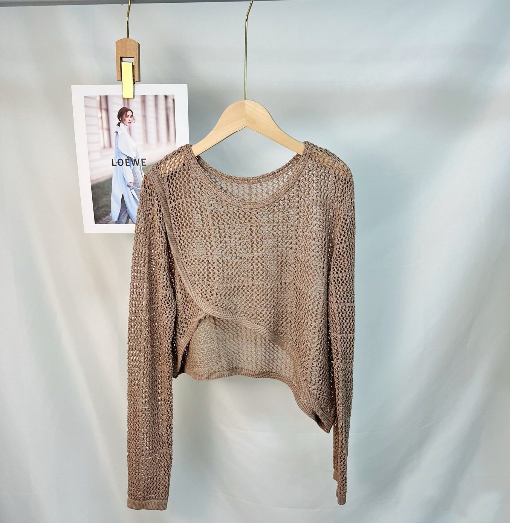 (image for) Cropped open-knit sweater with asymmetric hem